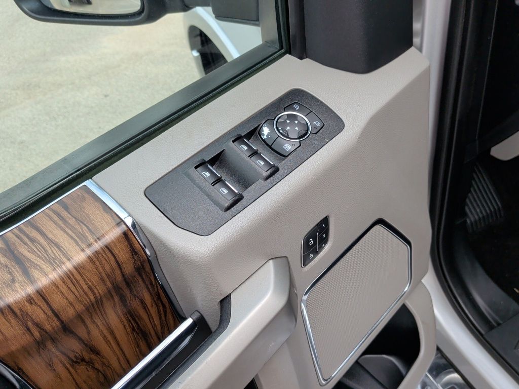2019 Ford F-150 Lariat - 10