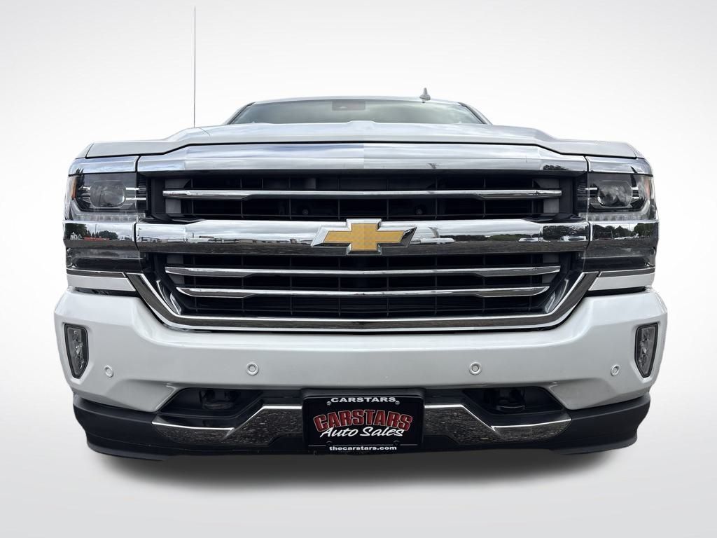 2017 Iridescent Pearl Tricoat Chevrolet Silverado 1500 High Country 4X4 Truck