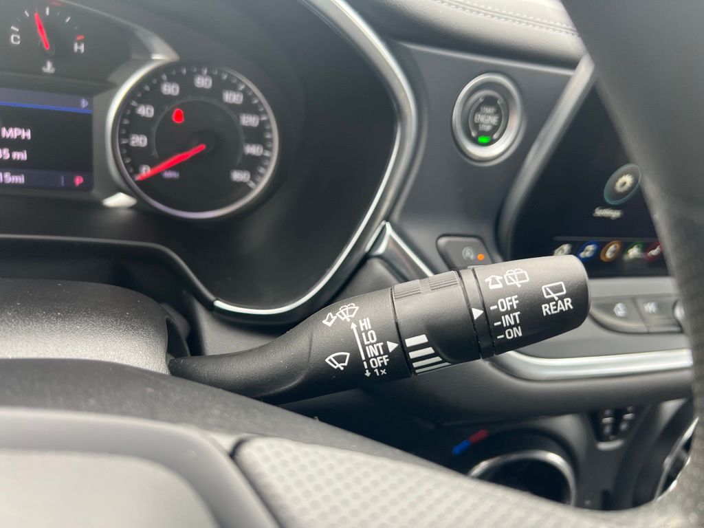 Thumbnail: 2023 Chevrolet Blazer - 23