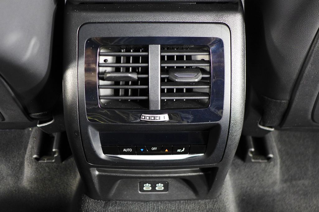 Thumbnail: 2022 BMW X3 - 24