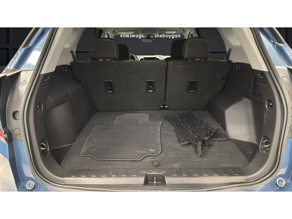 Used 2024 Downpour Metallic GMC SLE image 26