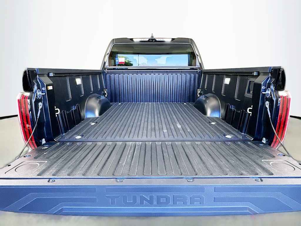 2025 Toyota Tundra Limited 27