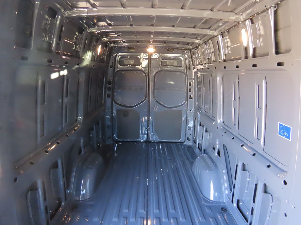 Thumbnail: 2025 Mercedes-Benz Sprinter - 28