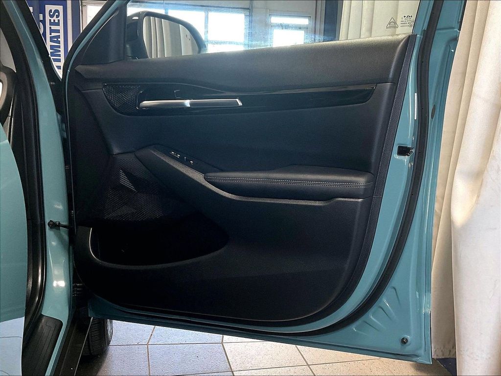 2024 Kia Seltos — photo 12