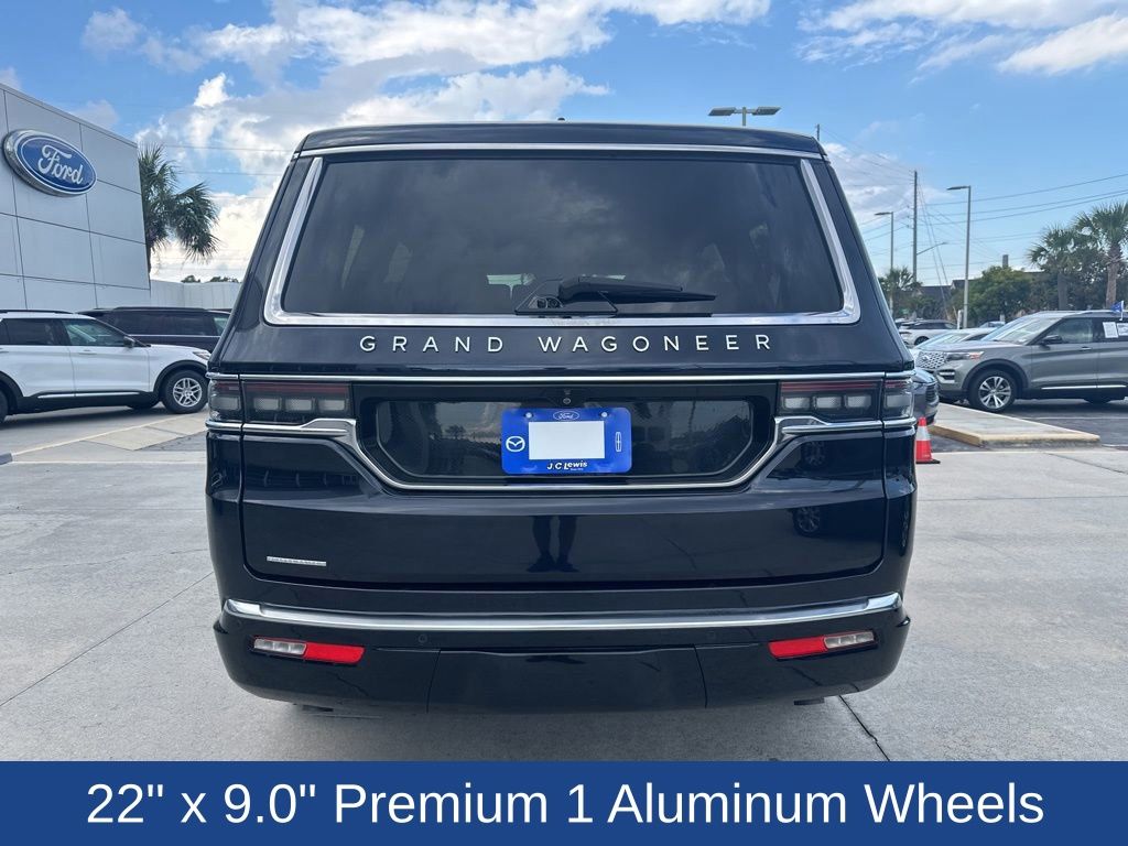 2023 Jeep Grand Wagoneer Base