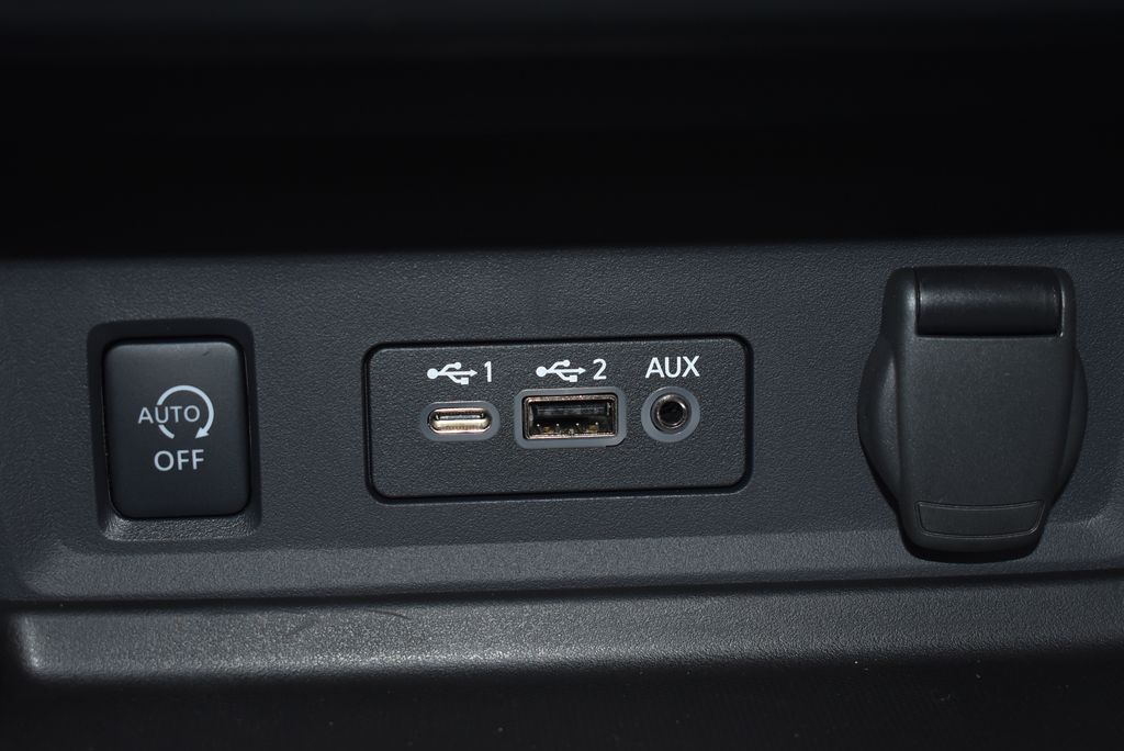 Thumbnail: 2025 Nissan Sentra - 23