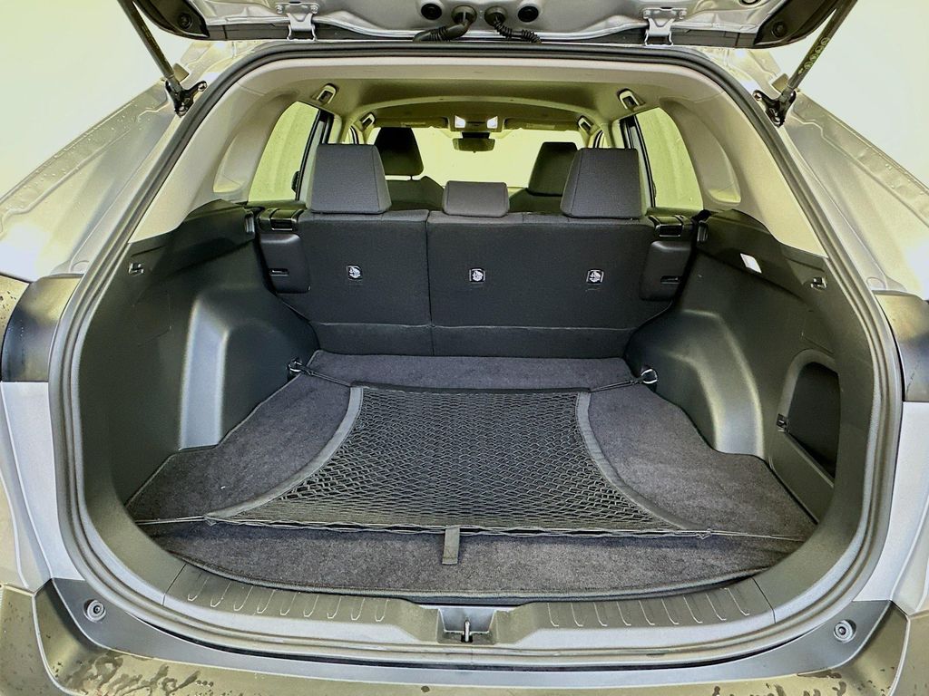 Thumbnail: 2025 Toyota RAV4 - 25