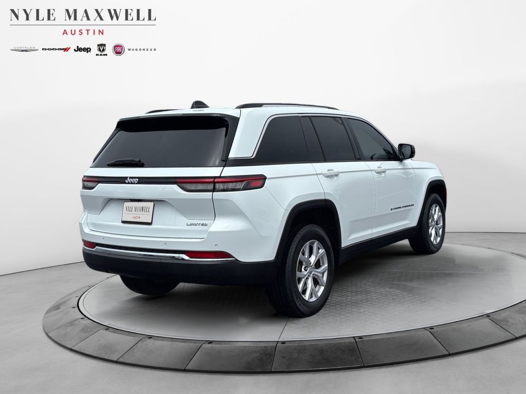 Used Car 2022 Jeep Grand Cherokee  Limited For Sale Under $30,000 In Austin, Texas