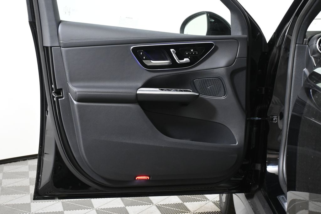 Thumbnail: 2026 Mercedes-Benz GLC - 23