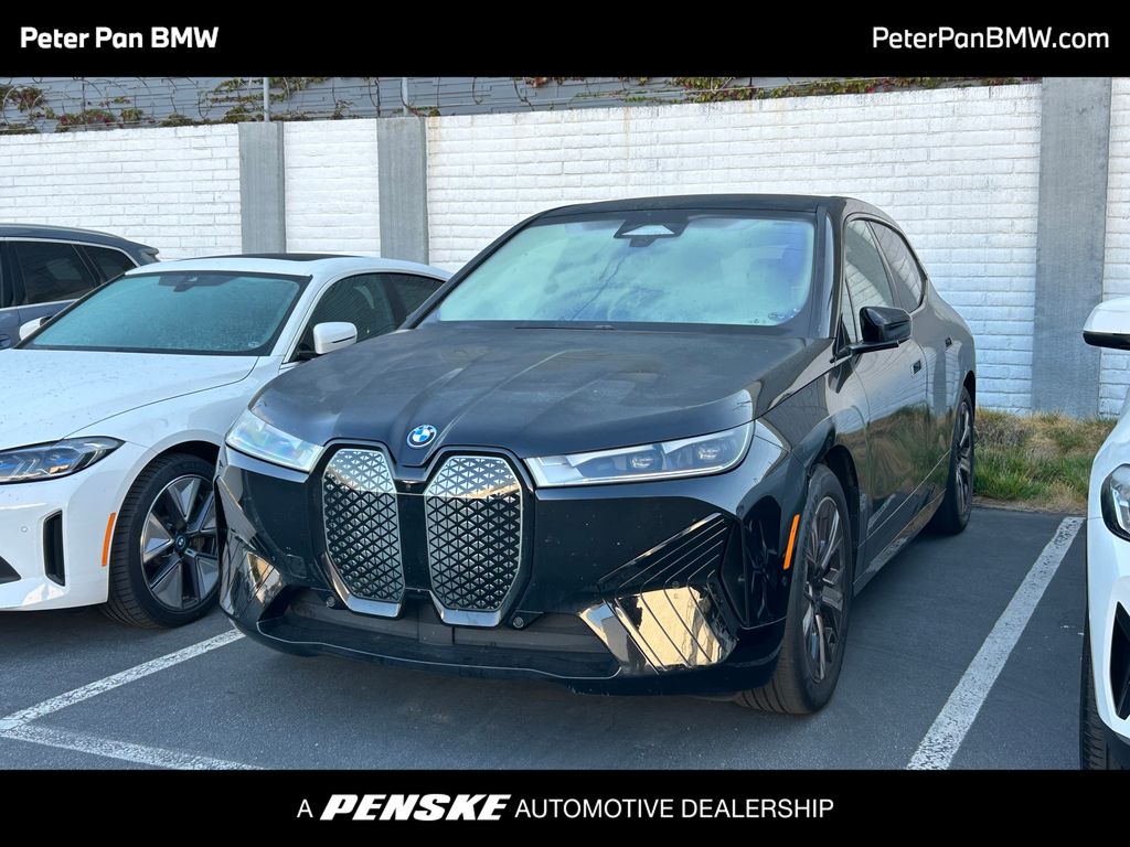 Thumbnail: 2022 BMW iX - 1