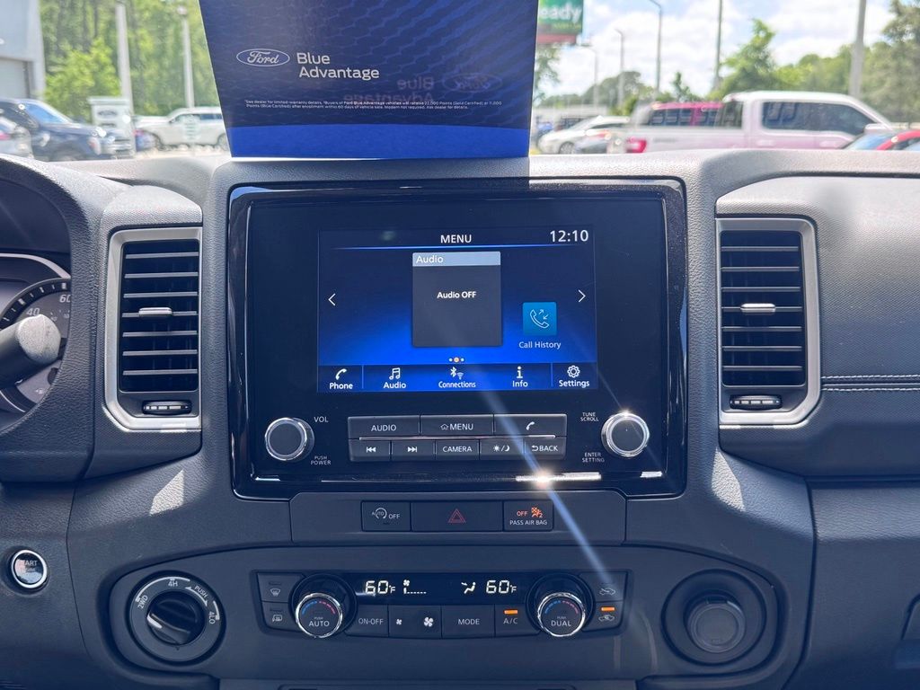 2024 Nissan Frontier Crew Cab SV 4x4