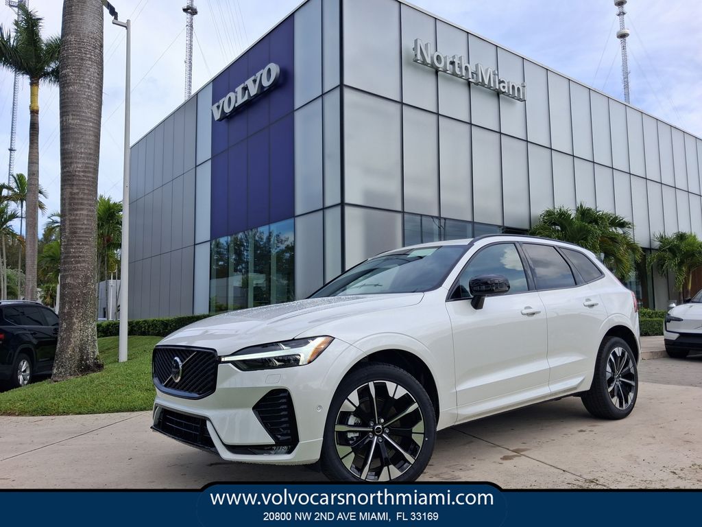 2026 Volvo XC60 Plus
