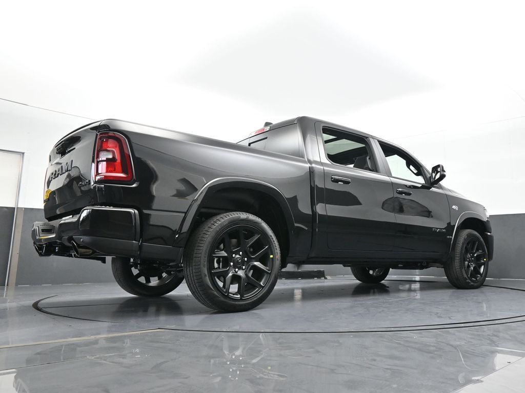 New 2026 Diamond Black Crystal Pearlcoat Ram Laramie image 59