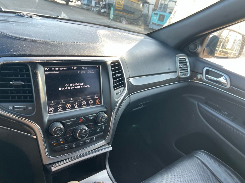 2018 Jeep Grand Cherokee Overland Black at Autostrade