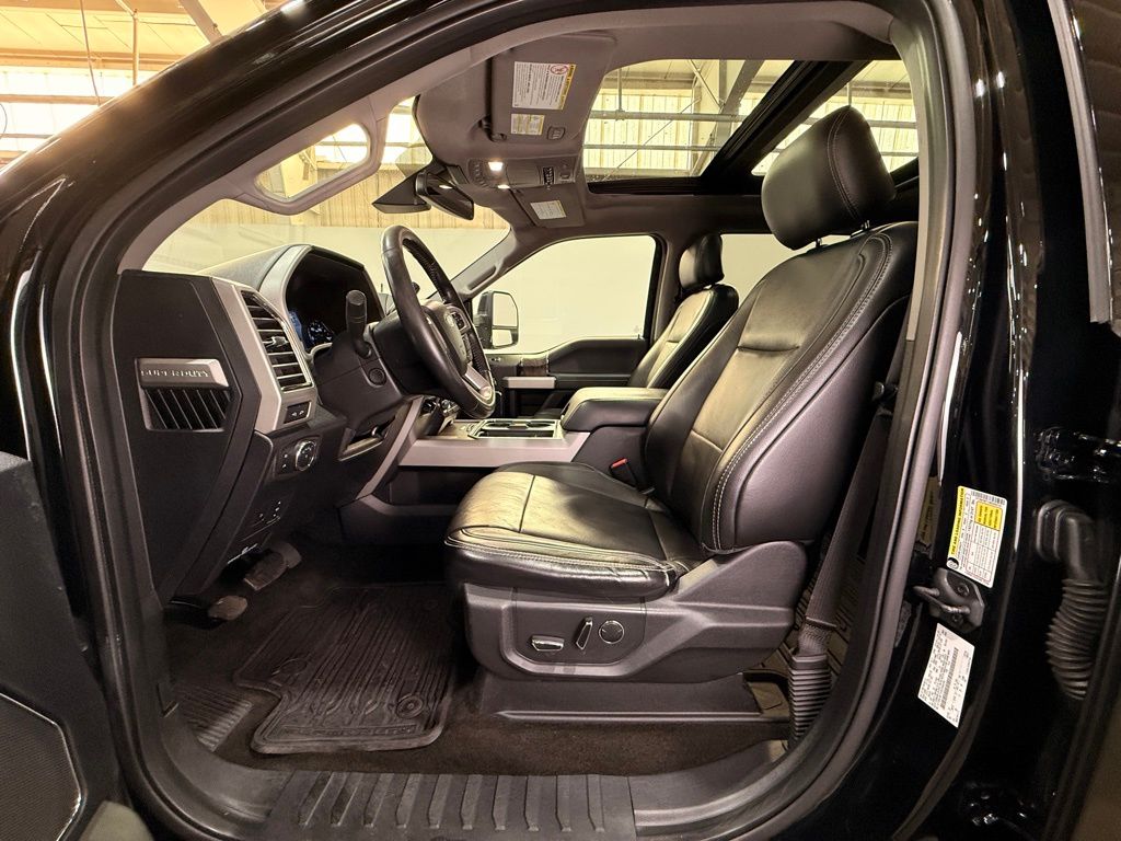 2017 Ford F-350SD Lariat