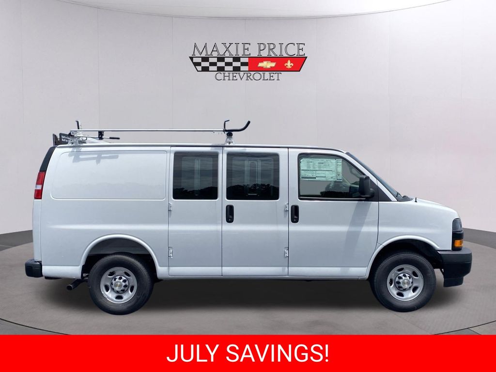 New 2026 Chevrolet Express 2500 Van