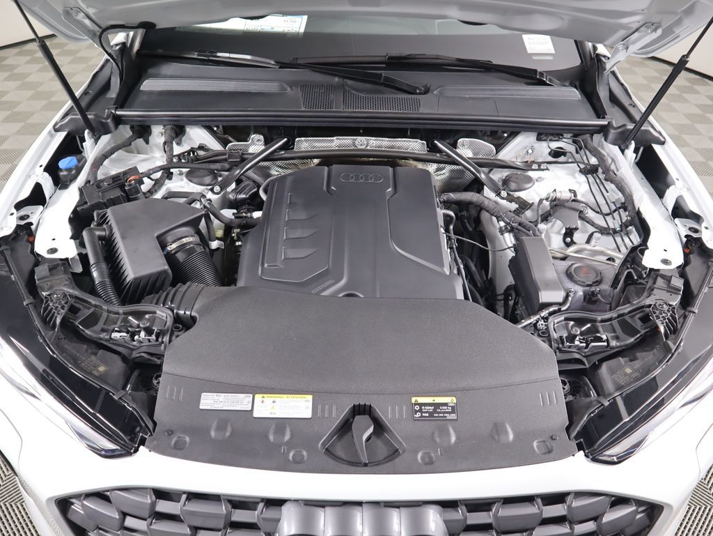 Thumbnail: 2025 Audi Q5 - 31