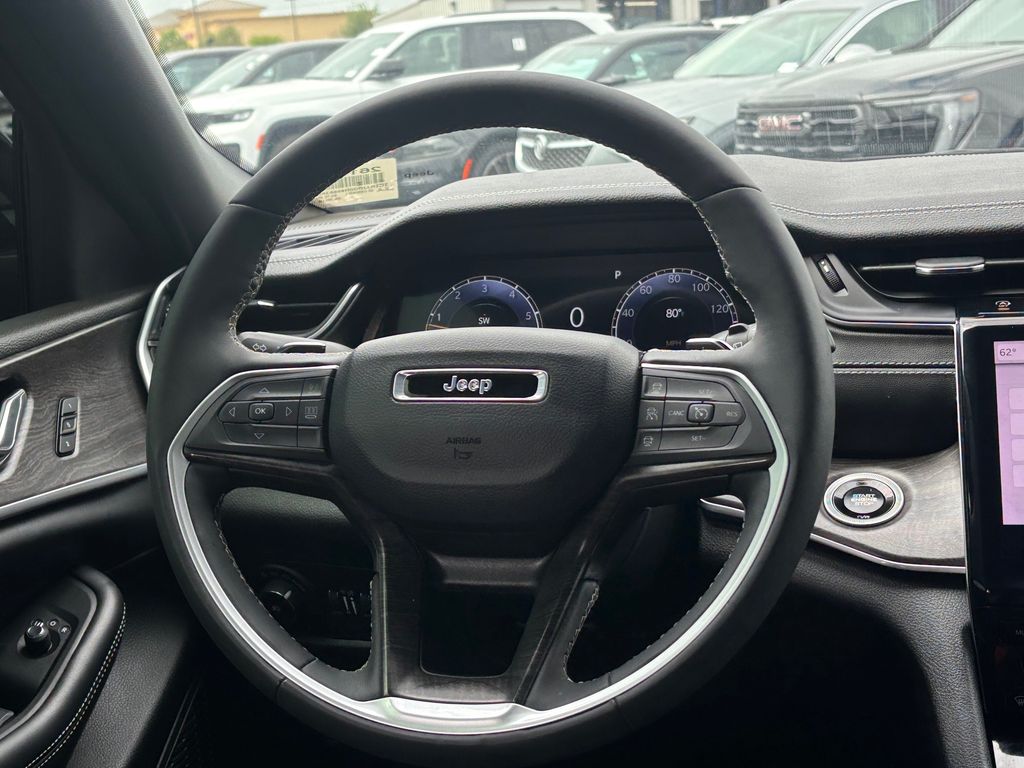 Used Car 2024 Jeep Grand Cherokee L  Limited For Sale Under $35,000 In Austin, Texas