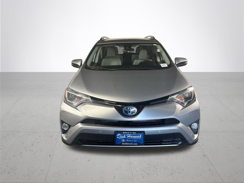 2017 Toyota RAV4 Hybrid XLE