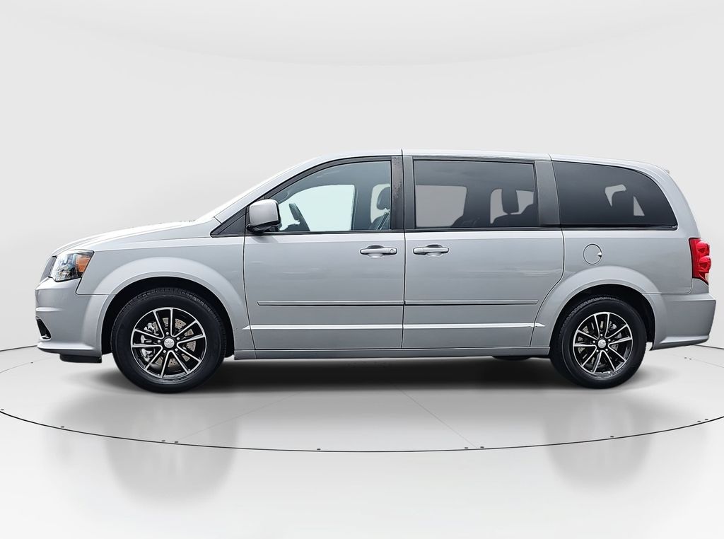 Used 2017 Dodge Grand Caravan Van