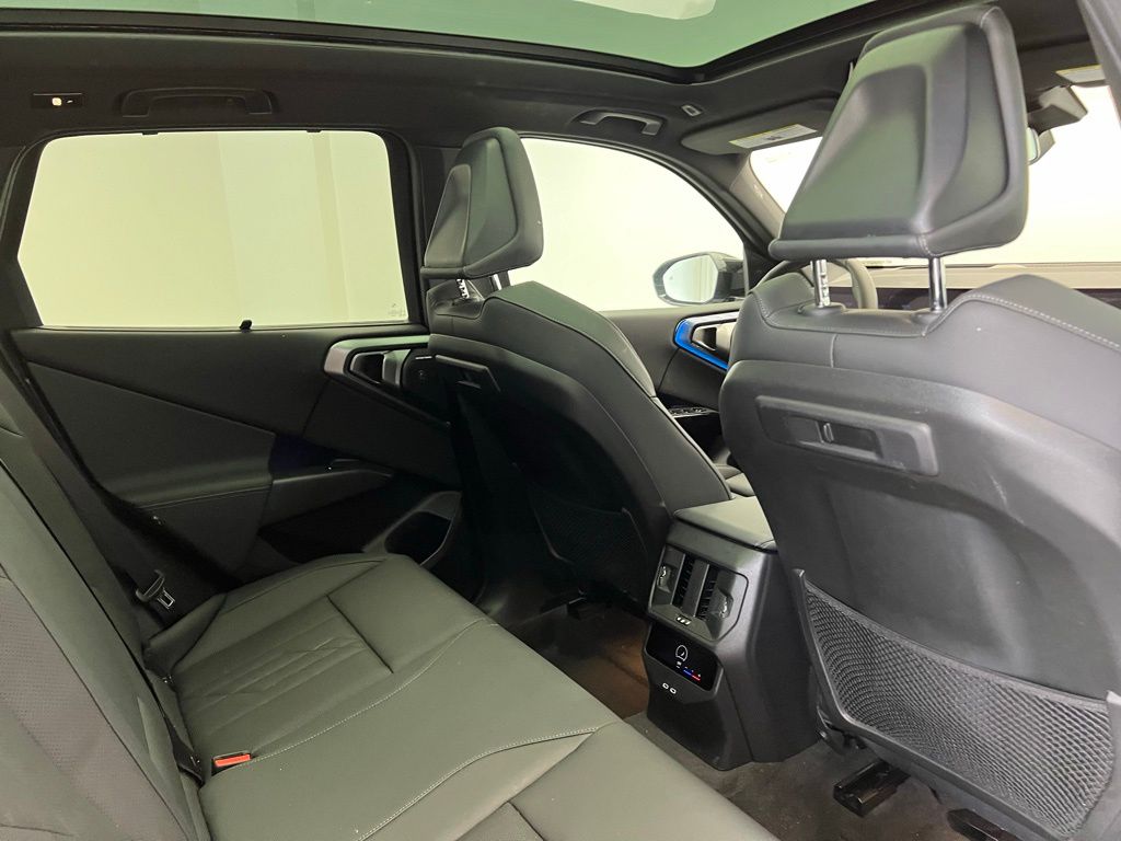 Thumbnail: 2026 BMW X3 - 10