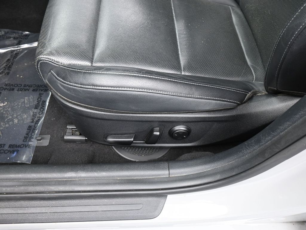 Used 2022 Ceramic Silver Kia GT-Line image 15