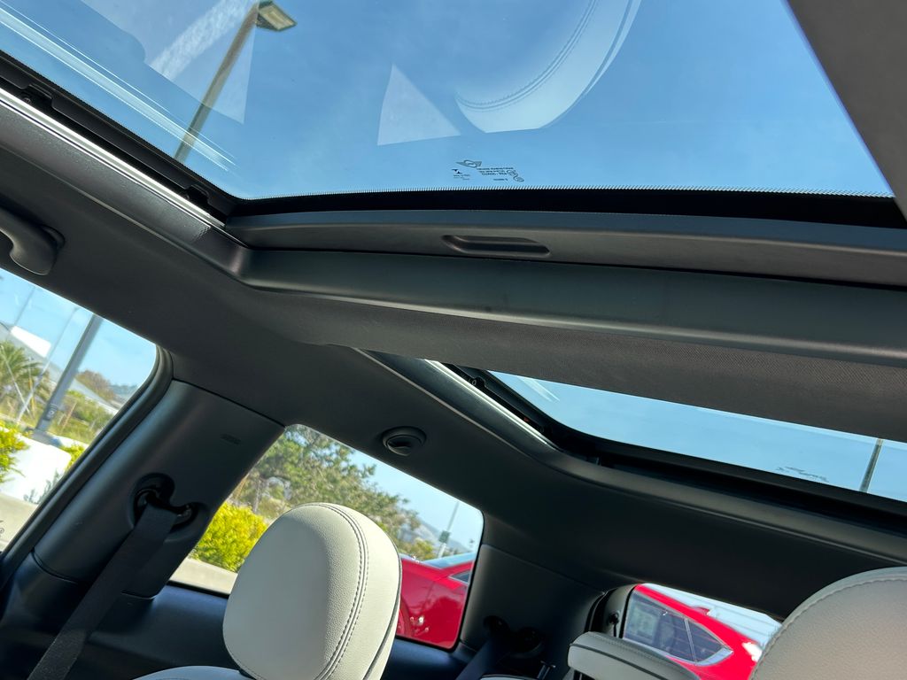 2021 MINI Cooper SE 16