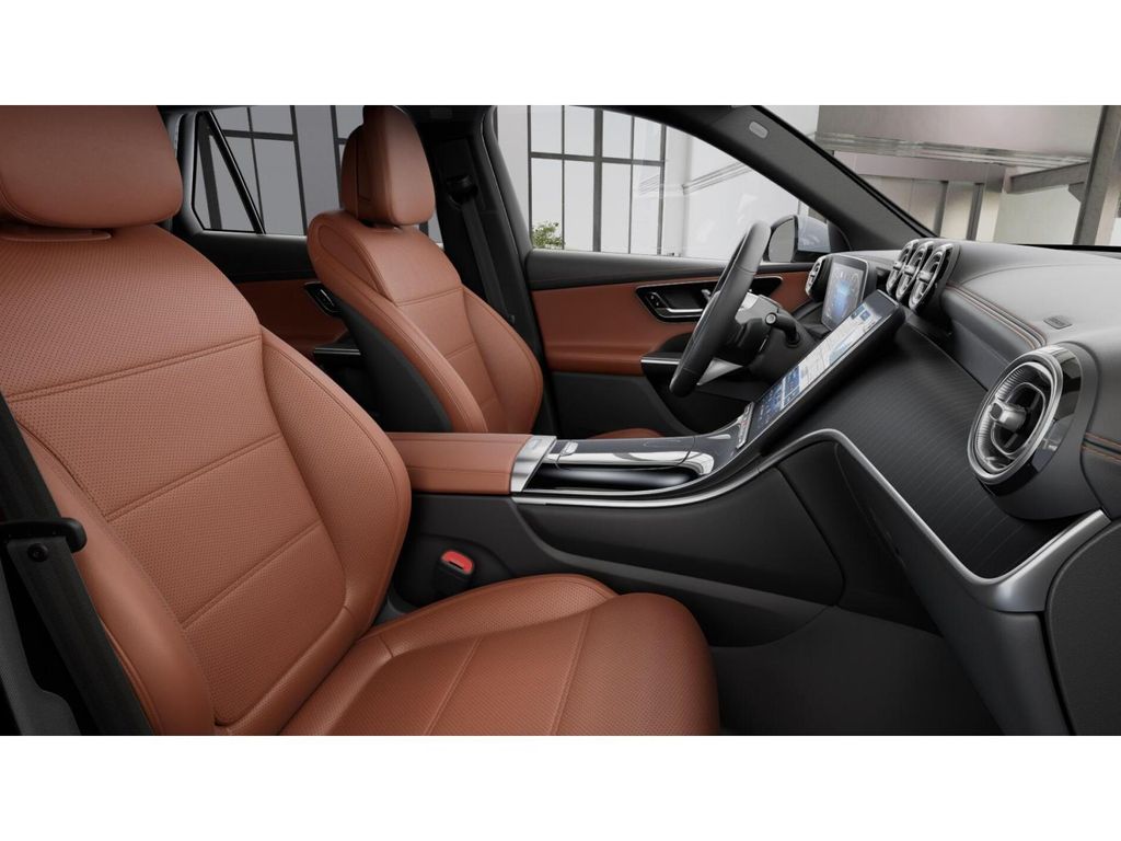 Thumbnail: 2027 Mercedes-Benz GLC - 4