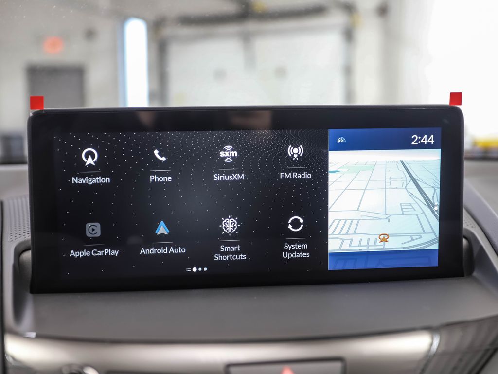 Thumbnail: 2025 Acura RDX - 15