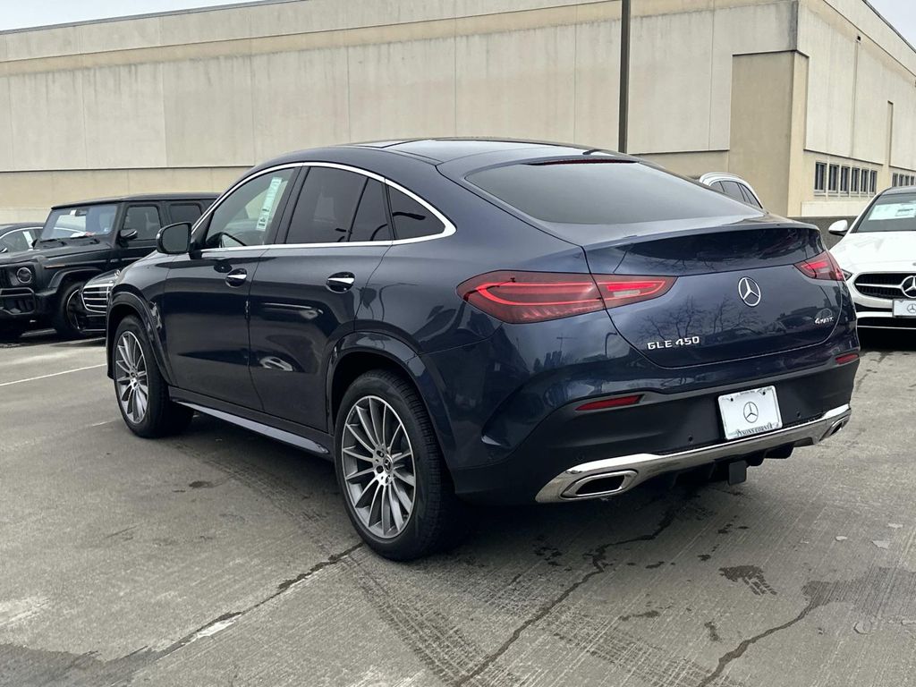 Thumbnail: 2026 Mercedes-Benz GLE - 7