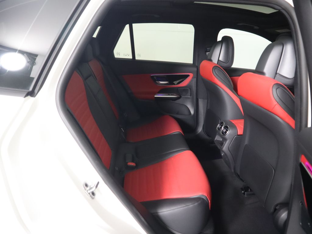 Thumbnail: 2026 Mercedes-Benz GLC - 24