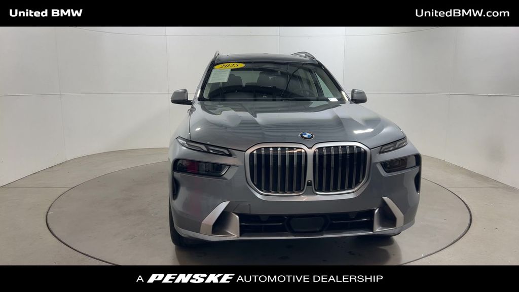 2025 BMW X7 xDrive40i 3