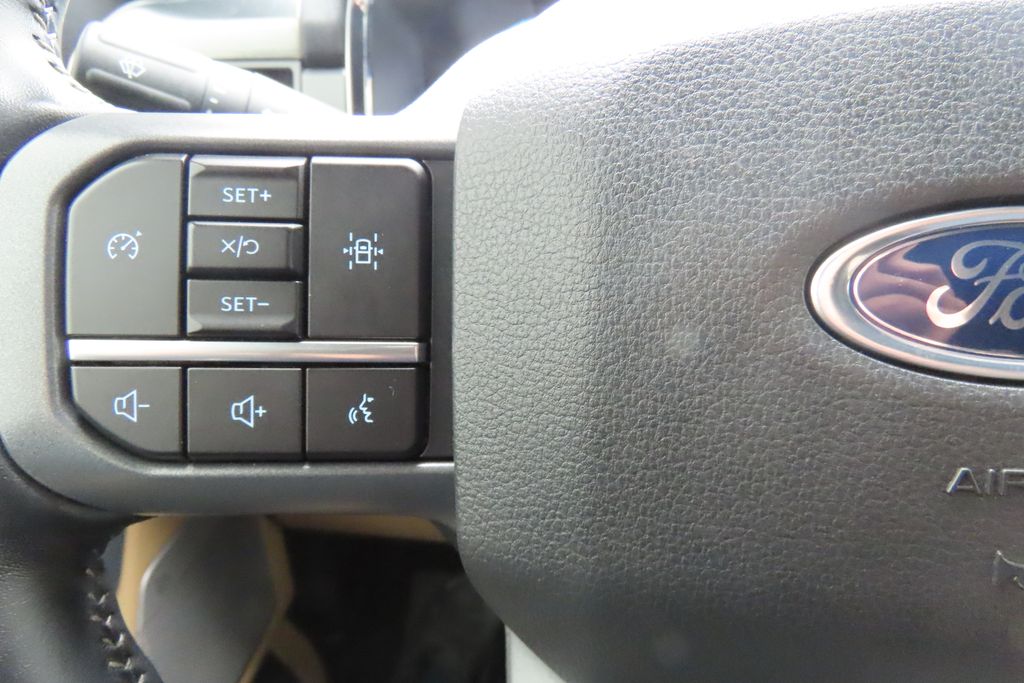 Thumbnail: 2022 Ford F-150 - 11