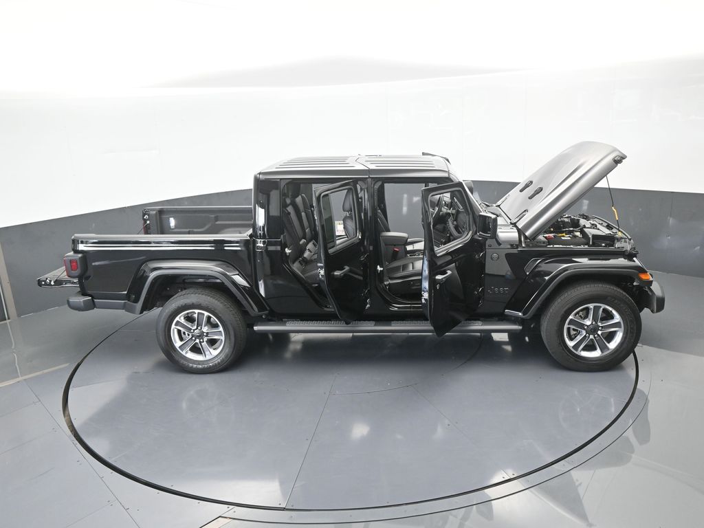 Used 2024 Black Clearcoat Jeep Sport image 71