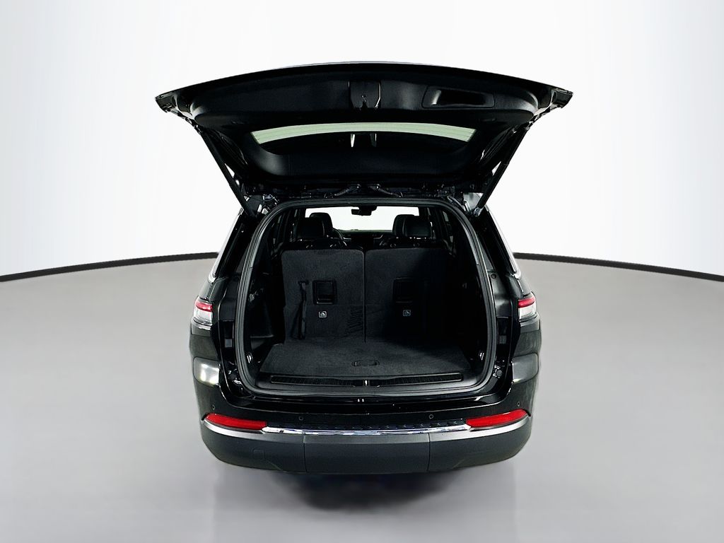 JeepGrand Cherokee L29