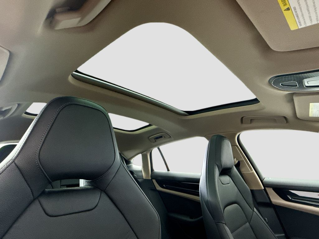 Thumbnail: 2026 Porsche Panamera - 21