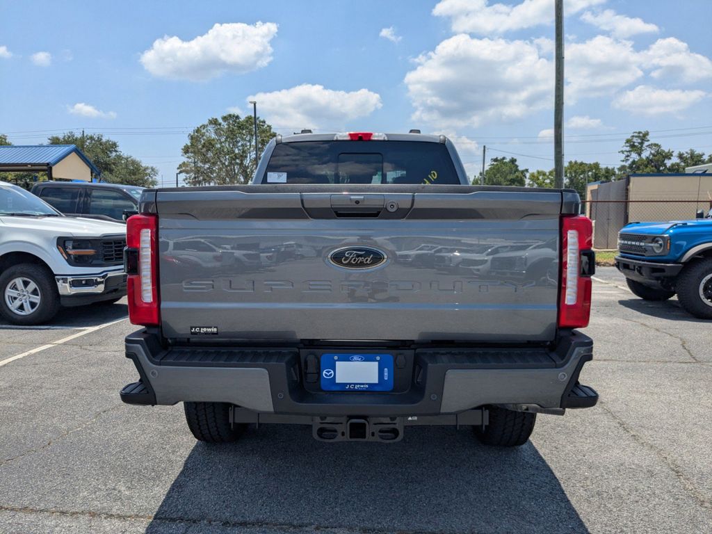 2025 Ford F-250 Super Duty Lariat