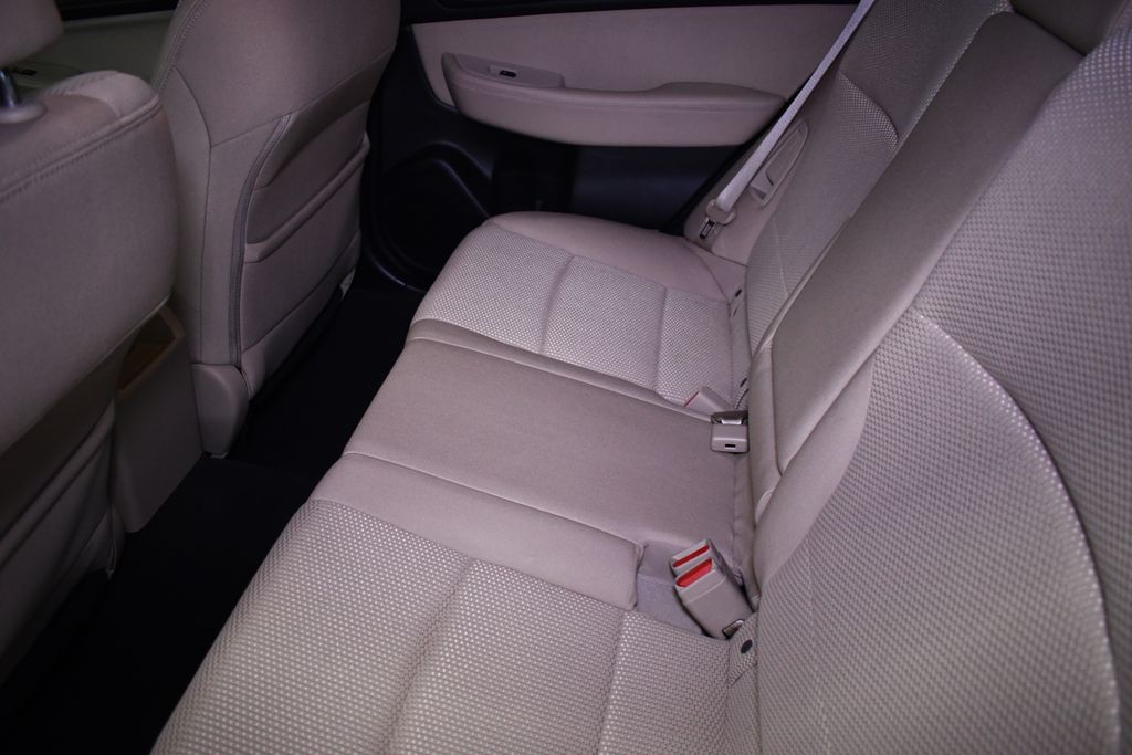 Thumbnail: 2016 Subaru Outback - 30