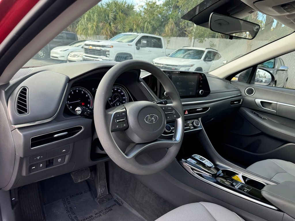 2021 Hyundai Sonata SEL 32