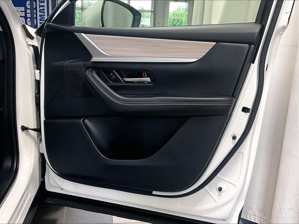 2024 Mazda CX-90 — photo 12