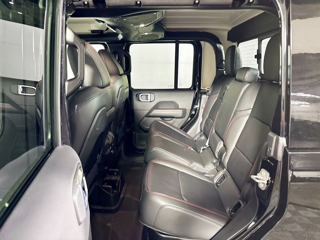 2026 Jeep Gladiator Shadow Ops