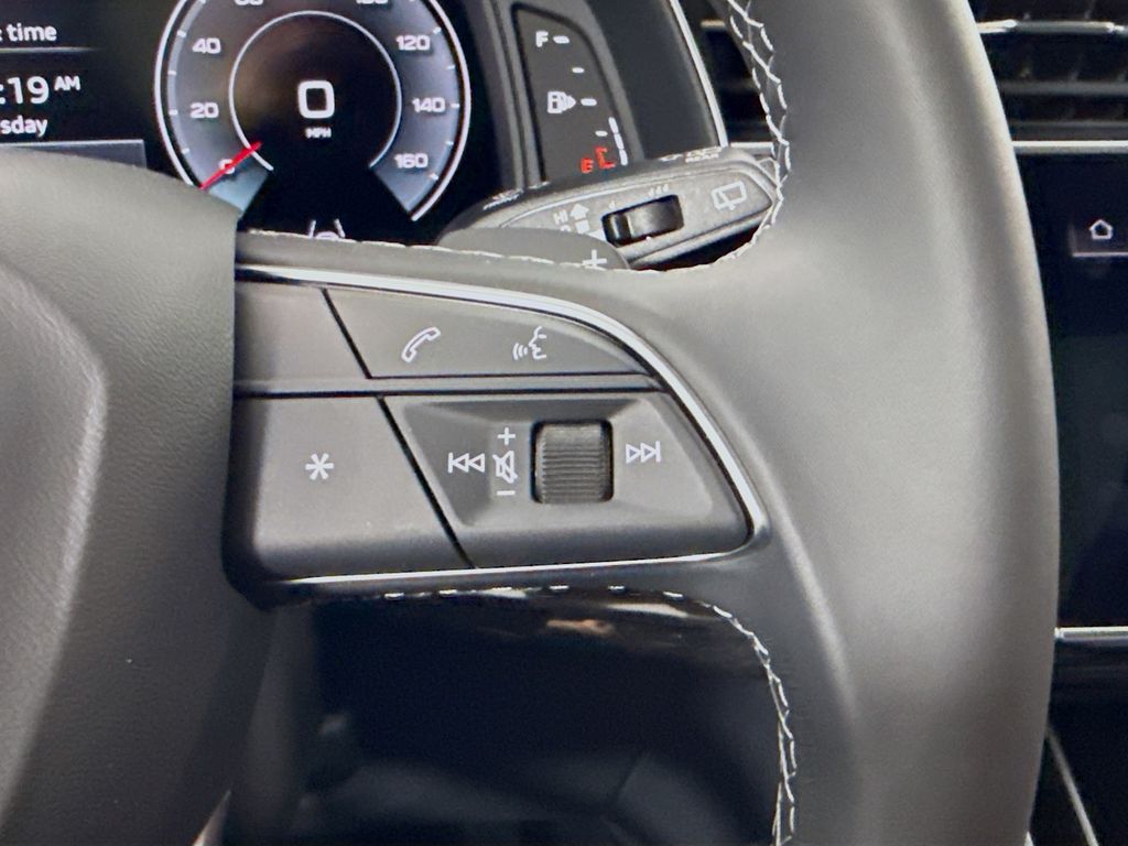 Thumbnail: 2026 Audi Q7 - 13