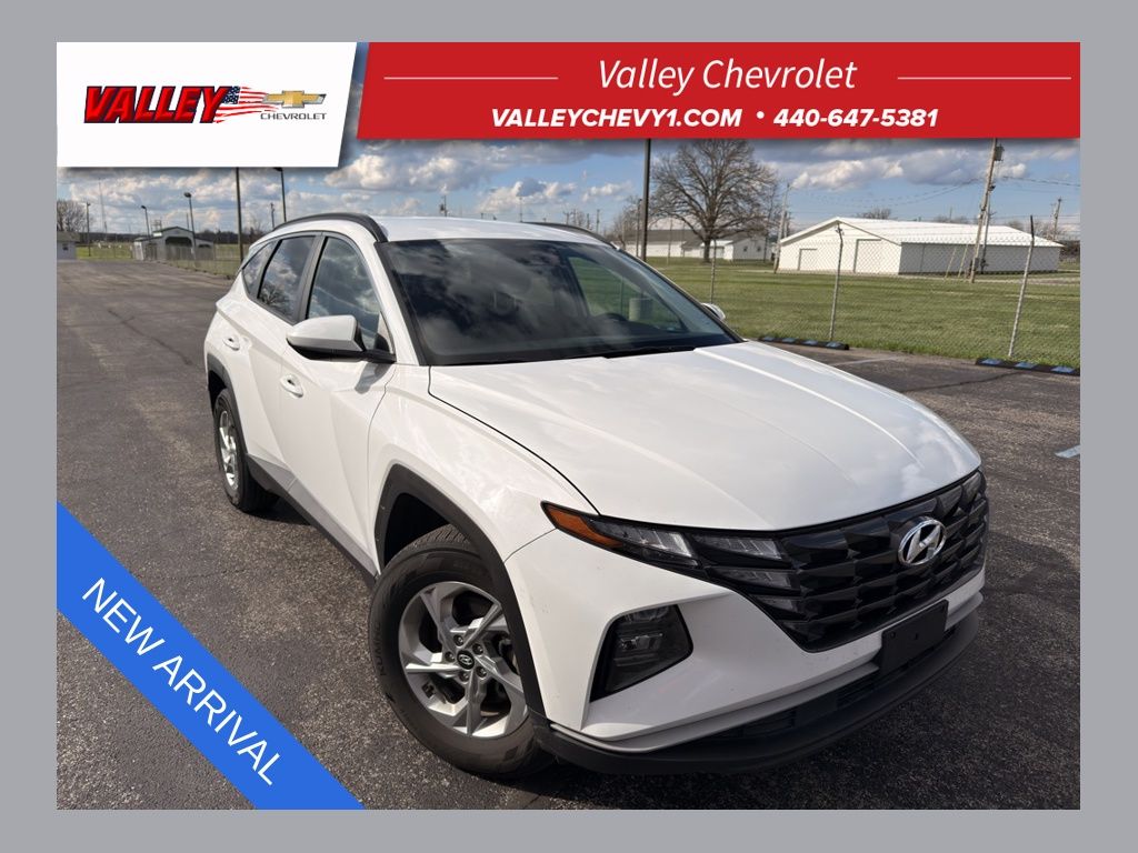 White Pearl 2024 Hyundai Tucson SEL Fleet AWD SUV / Crossover All-Wheel Drive 8-Speed Automatic