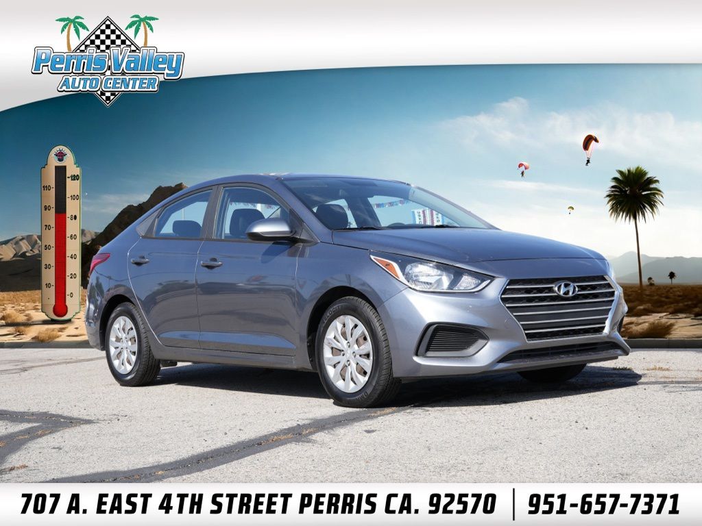 Urban Gray Metallic 2019 Hyundai Accent SE Sedan FWD Sedan Front-Wheel Drive 6-Speed Automatic