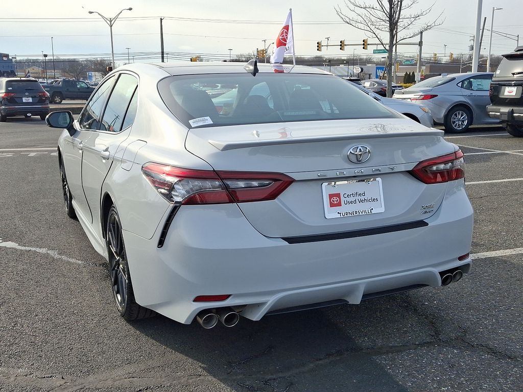 2022 Toyota Camry XSE 4