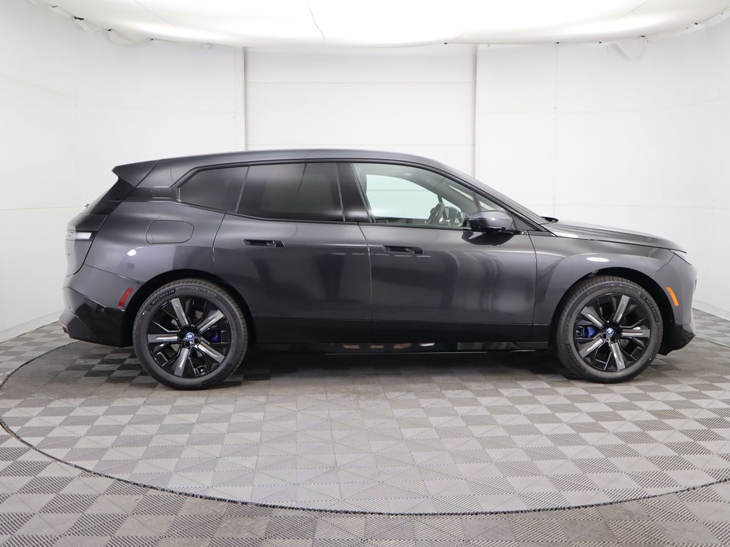 2025 BMW iX xDrive50 4
