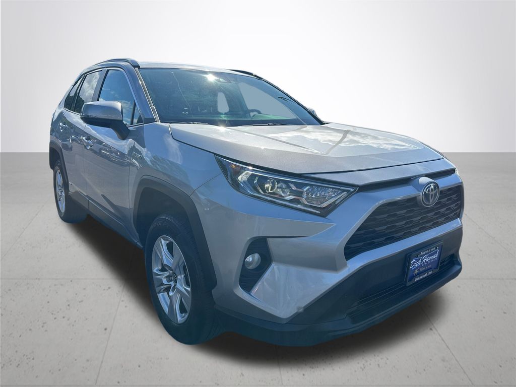 2021 Toyota RAV4 Hybrid XLE