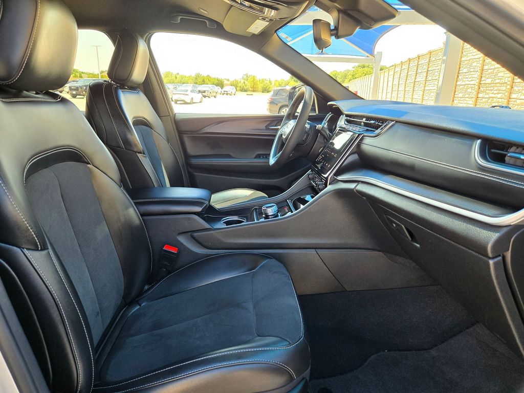 Used 2024 Jeep Grand Cherokee L SUV