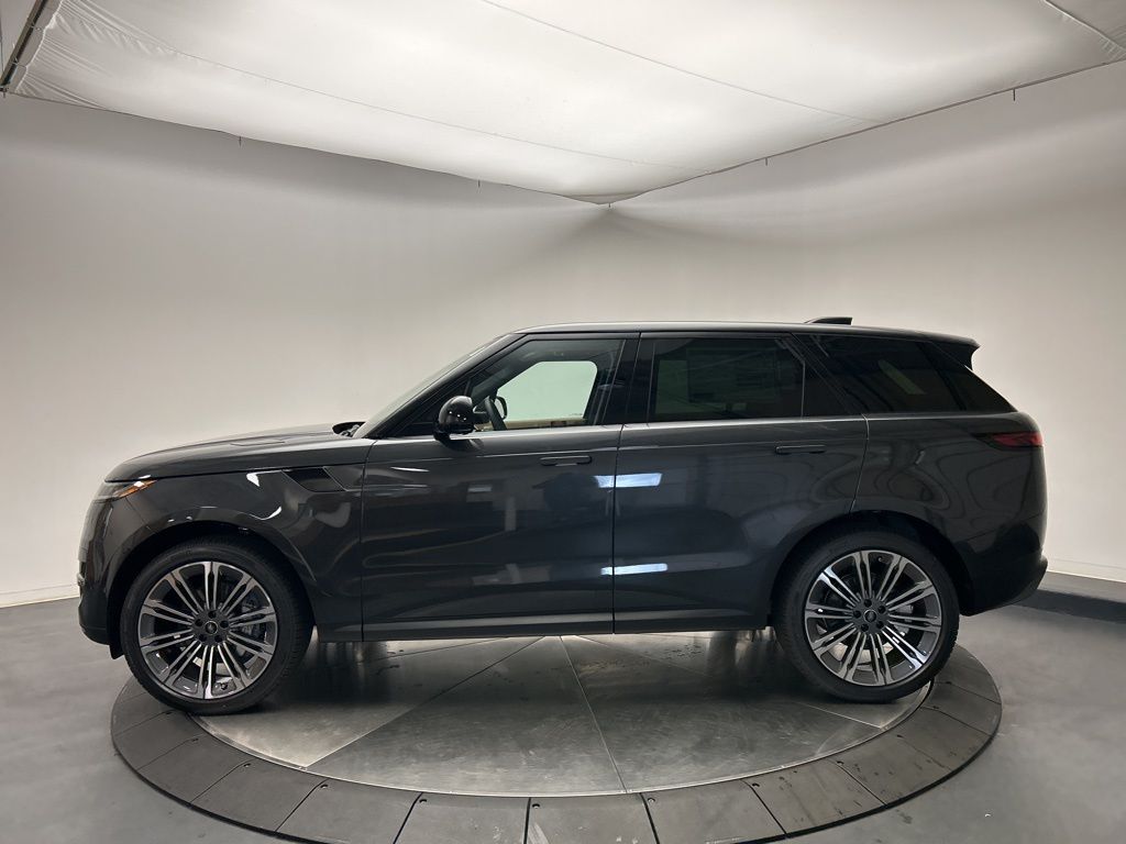 Thumbnail: 2025 Land Rover Range Rover Sport - 2