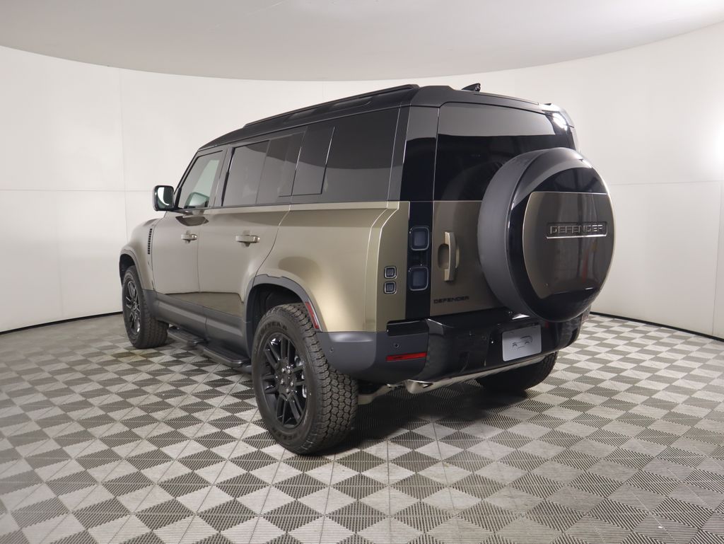 Thumbnail: 2026 Land Rover Defender - 7
